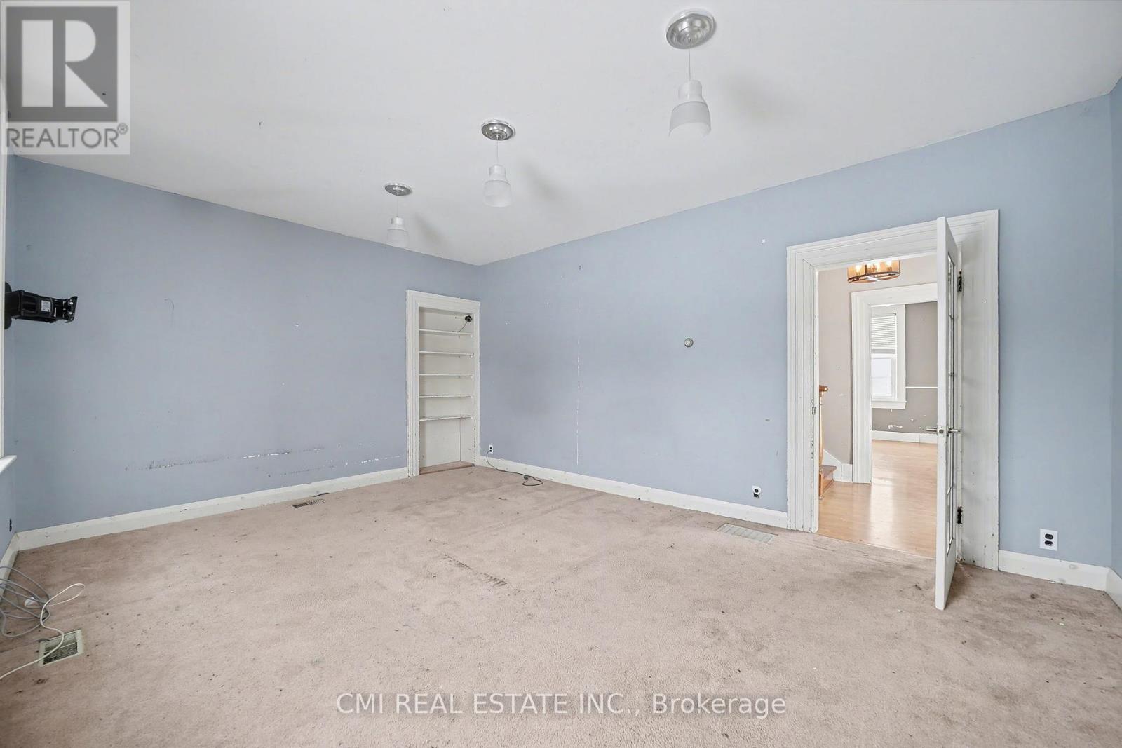 76 Main Street E, Mapleton, Ontario  N0G 1P0 - Photo 31 - X12676048