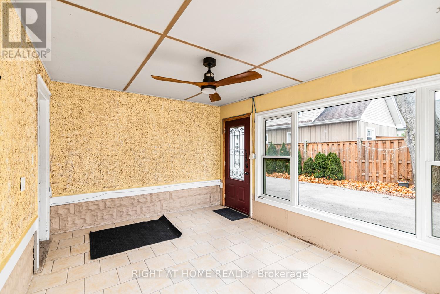 6385 Crawford Street, Niagara Falls, Ontario  L2E 5Y9 - Photo 17 - X12676068