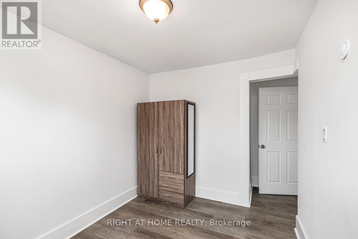 6385 Crawford Street, Niagara Falls, Ontario  L2E 5Y9 - Photo 21 - X12676068