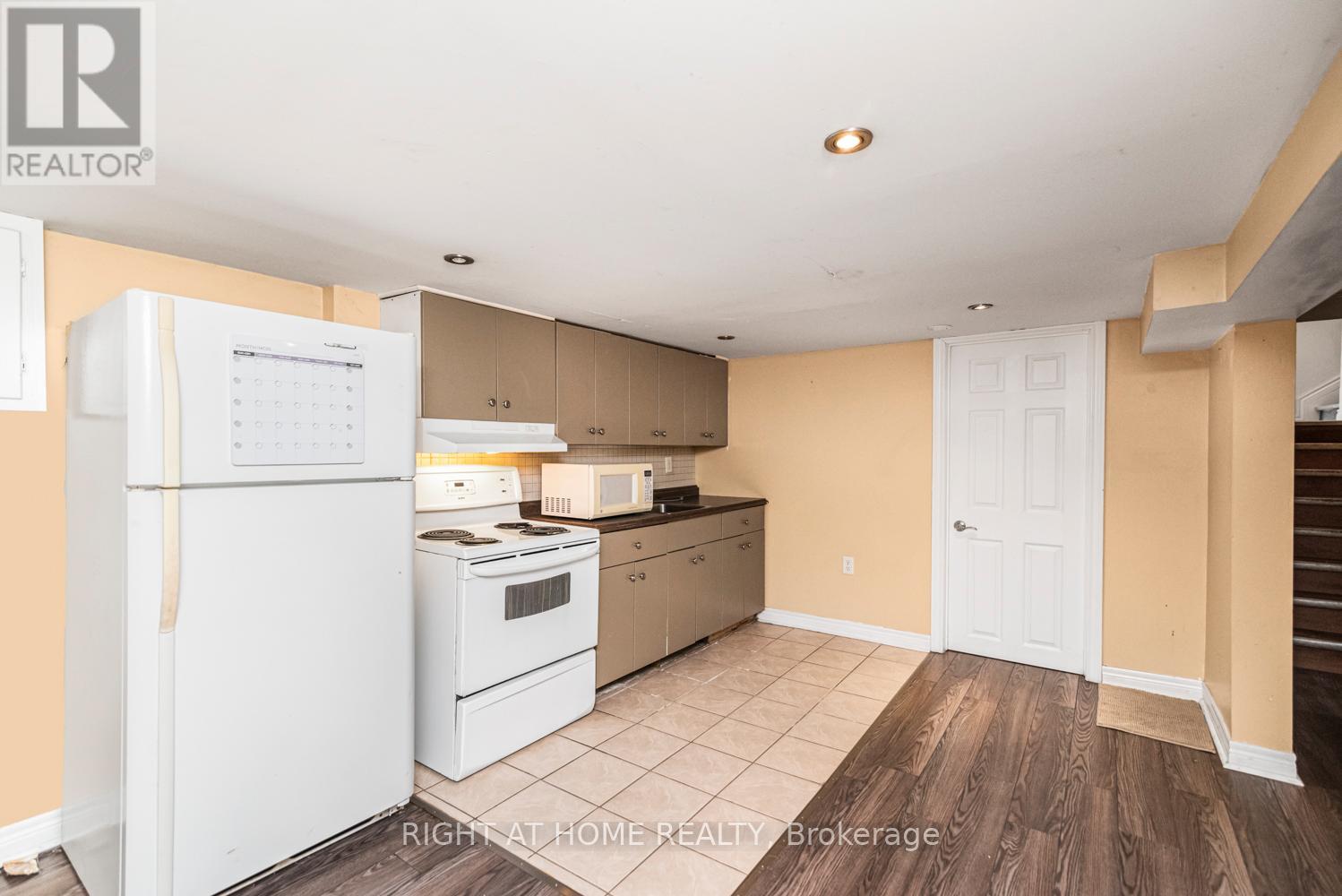 6385 Crawford Street, Niagara Falls, Ontario  L2E 5Y9 - Photo 30 - X12676068