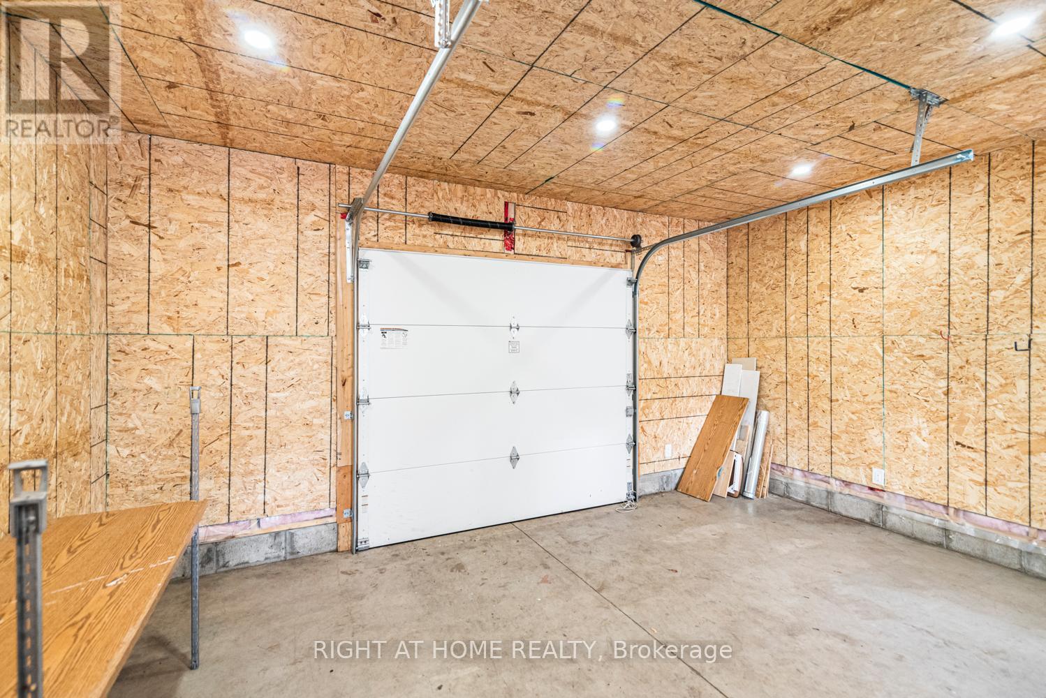 6385 Crawford Street, Niagara Falls, Ontario  L2E 5Y9 - Photo 38 - X12676068