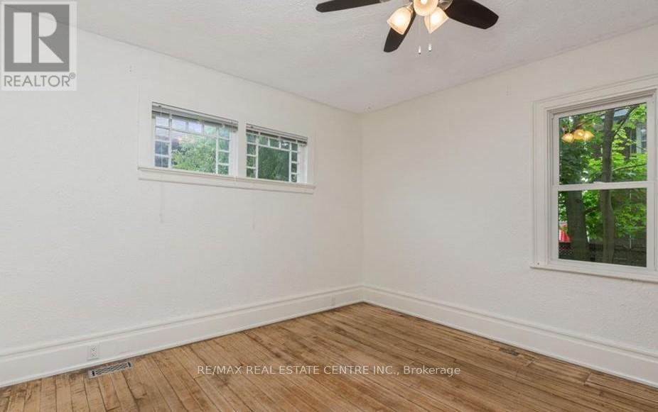 14 Young Street W, Waterloo, Ontario  N2L 2Y8 - Photo 6 - X12676082