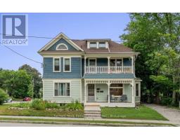 14 YOUNG STREET W, Waterloo, Ontario