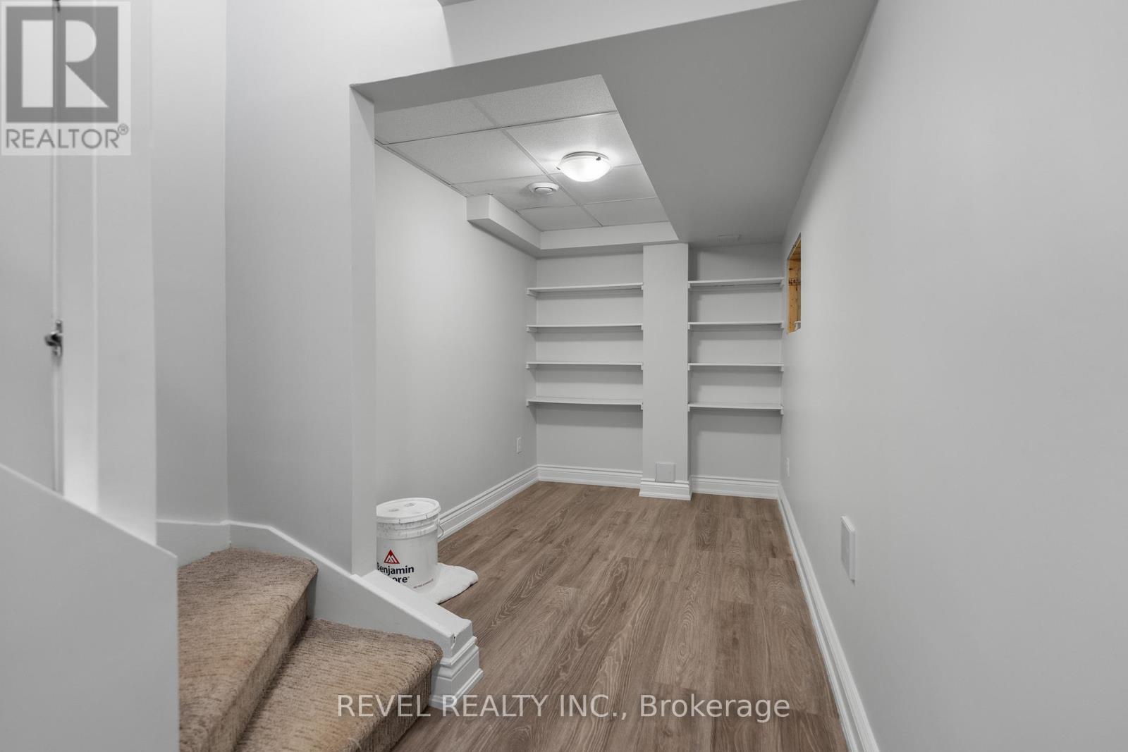 35 Sunset Way, Thorold, Ontario  L0S 1A0 - Photo 15 - X12676192