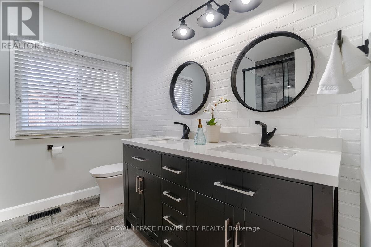 418 Riverview Drive, Strathroy-Caradoc, Ontario  N7G 4A8 - Photo 25 - X12676226