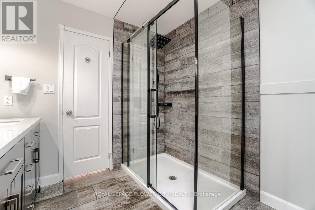 418 Riverview Drive, Strathroy-Caradoc, Ontario  N7G 4A8 - Photo 26 - X12676226