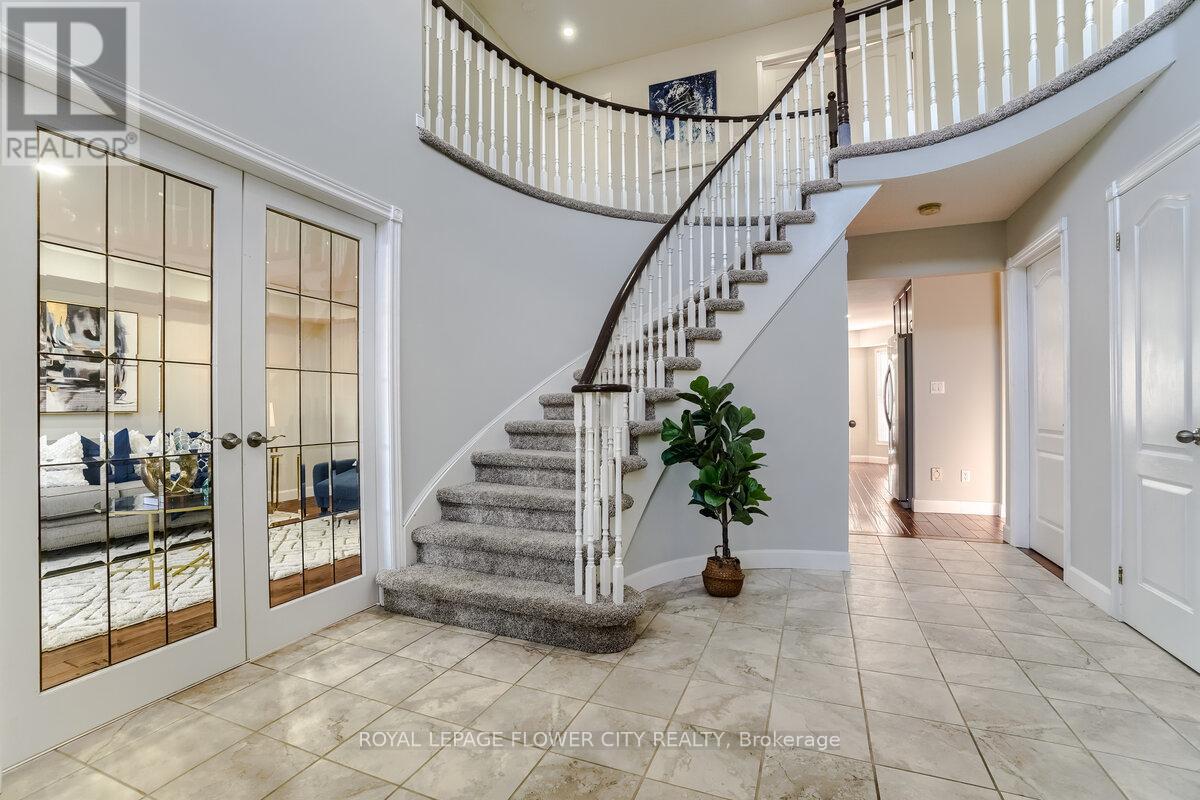 418 Riverview Drive, Strathroy-Caradoc, Ontario  N7G 4A8 - Photo 7 - X12676226