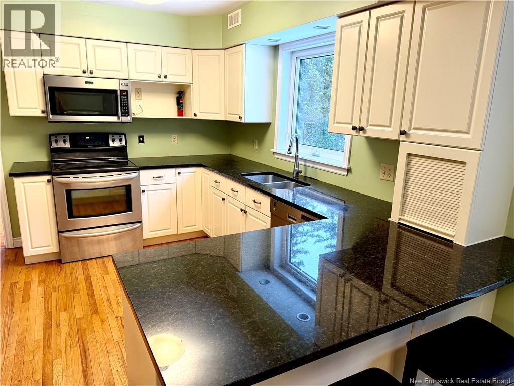 9 Ambassador Drive, Quispamsis, New Brunswick  E2E 2W4 - Photo 7 - NB131852