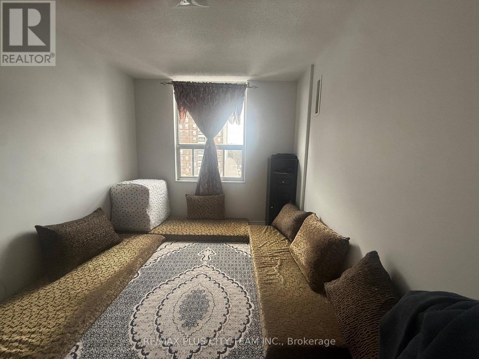 909 - 10 Edgecliff Golfway, Toronto, Ontario  M3C 3A3 - Photo 13 - C12641252