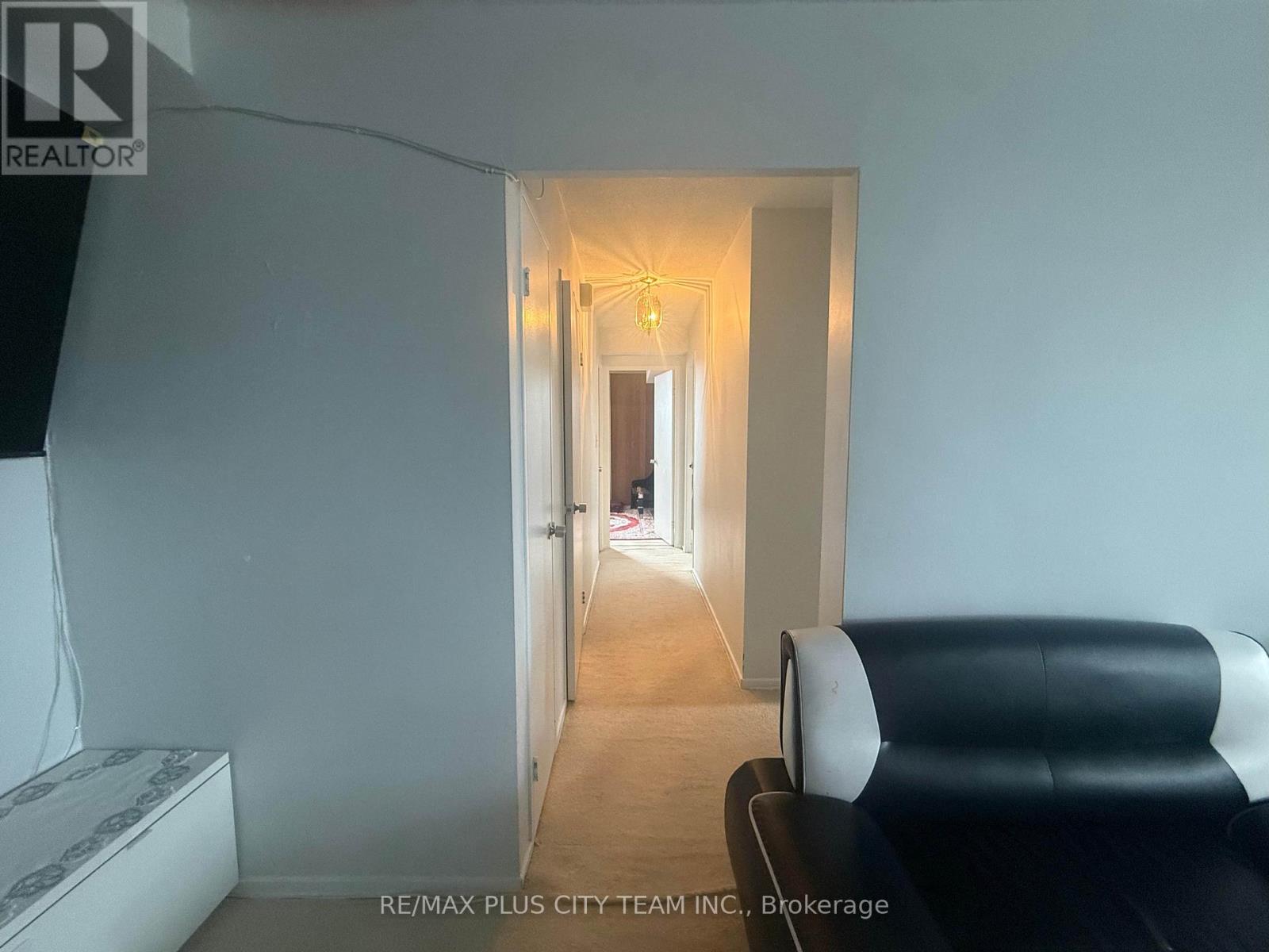 909 - 10 Edgecliff Golfway, Toronto, Ontario  M3C 3A3 - Photo 8 - C12641252