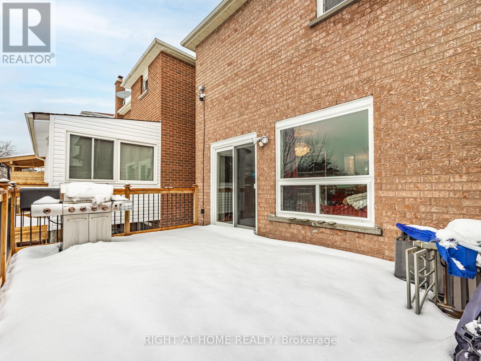 106 Mammoth Hall Trail, Toronto, Ontario  M1B 1P9 - Photo 31 - E12674816