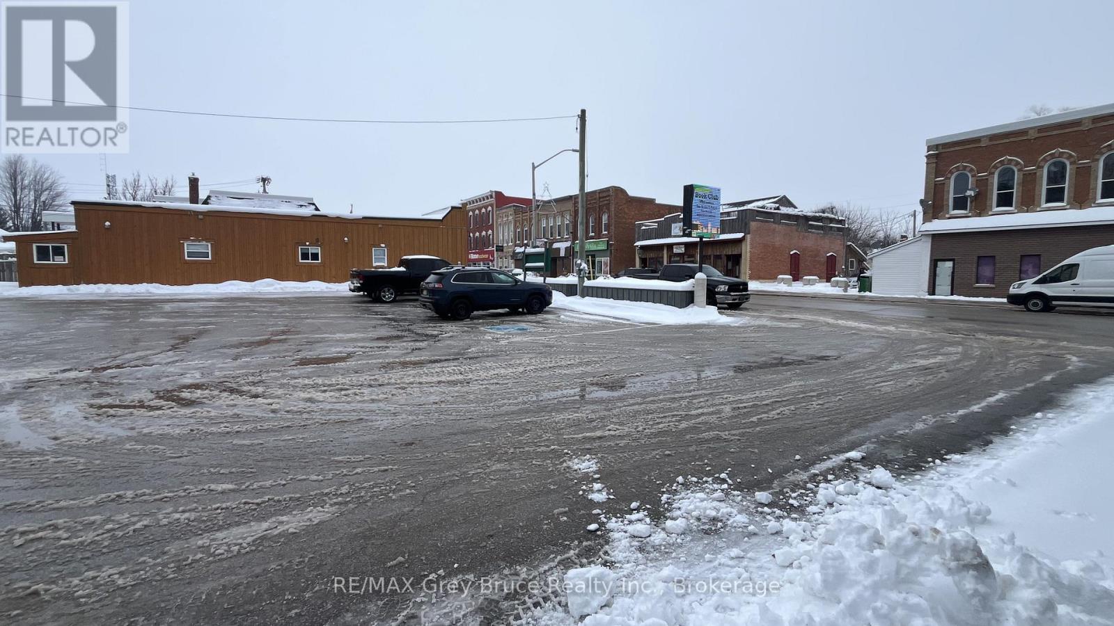 4 - 18 Yonge Street, Arran-Elderslie, Ontario  N0H 2N0 - Photo 9 - X12676312