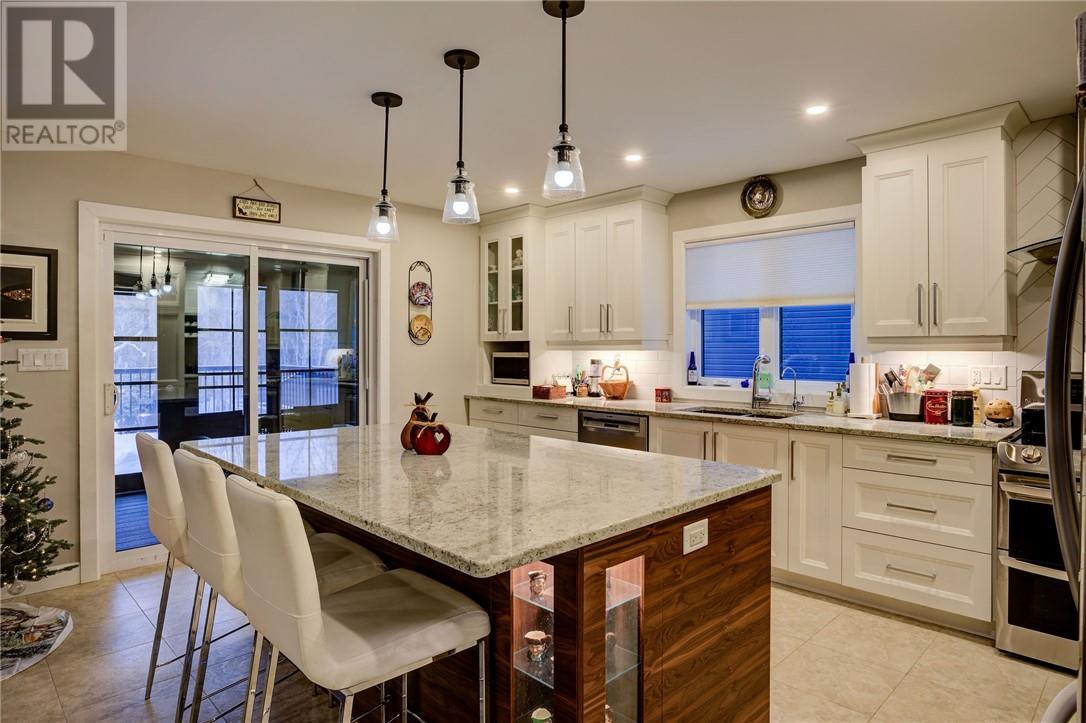 38 Hazelton Drive, Sudbury, Ontario  P3B 0G6 - Photo 3 - 2125835