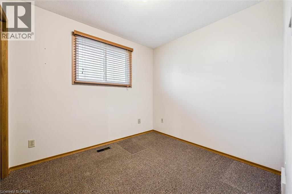 162 The Country Way, Kitchener, Ontario  N2E 2L2 - Photo 14 - 40779215