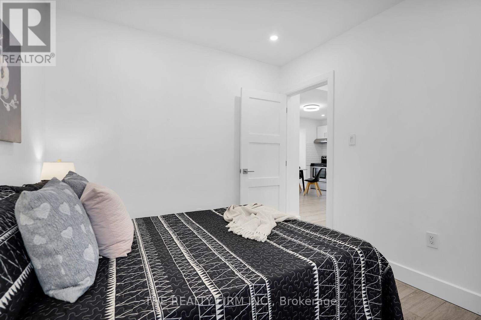 863 Colborne Street N, London East, Ontario  N6A 4A1 - Photo 15 - X12676326