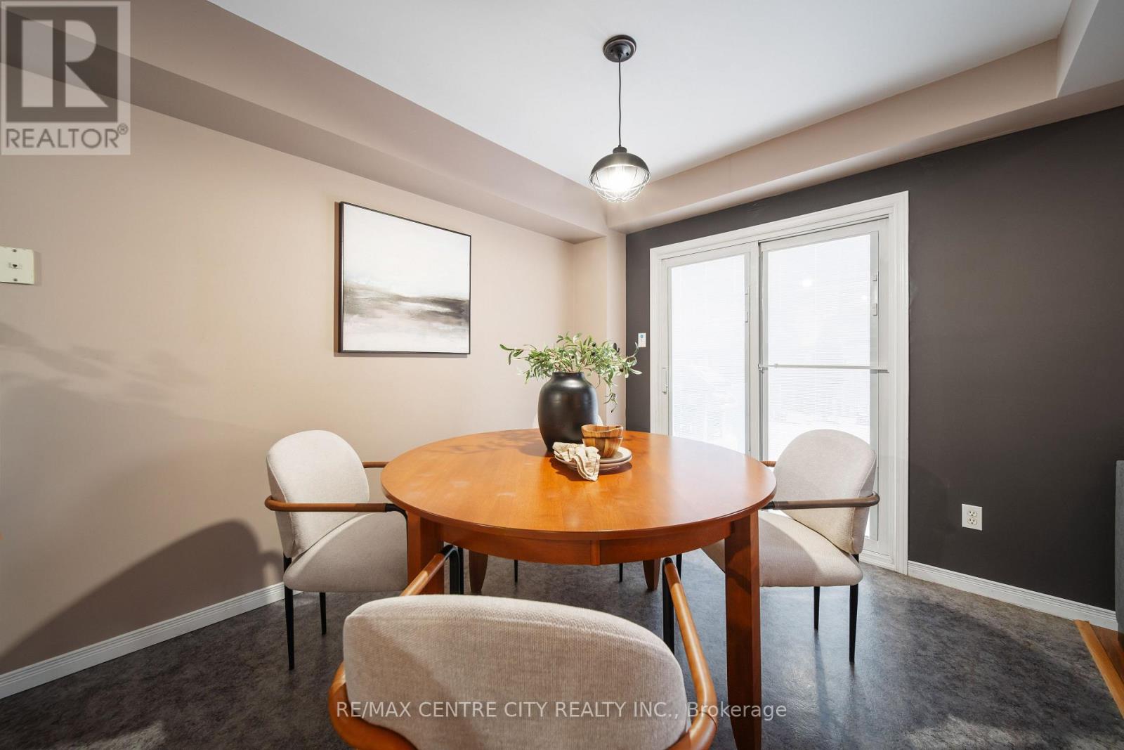 382 Chestnut Street, St. Thomas, Ontario  N5R 6C3 - Photo 11 - X12676372