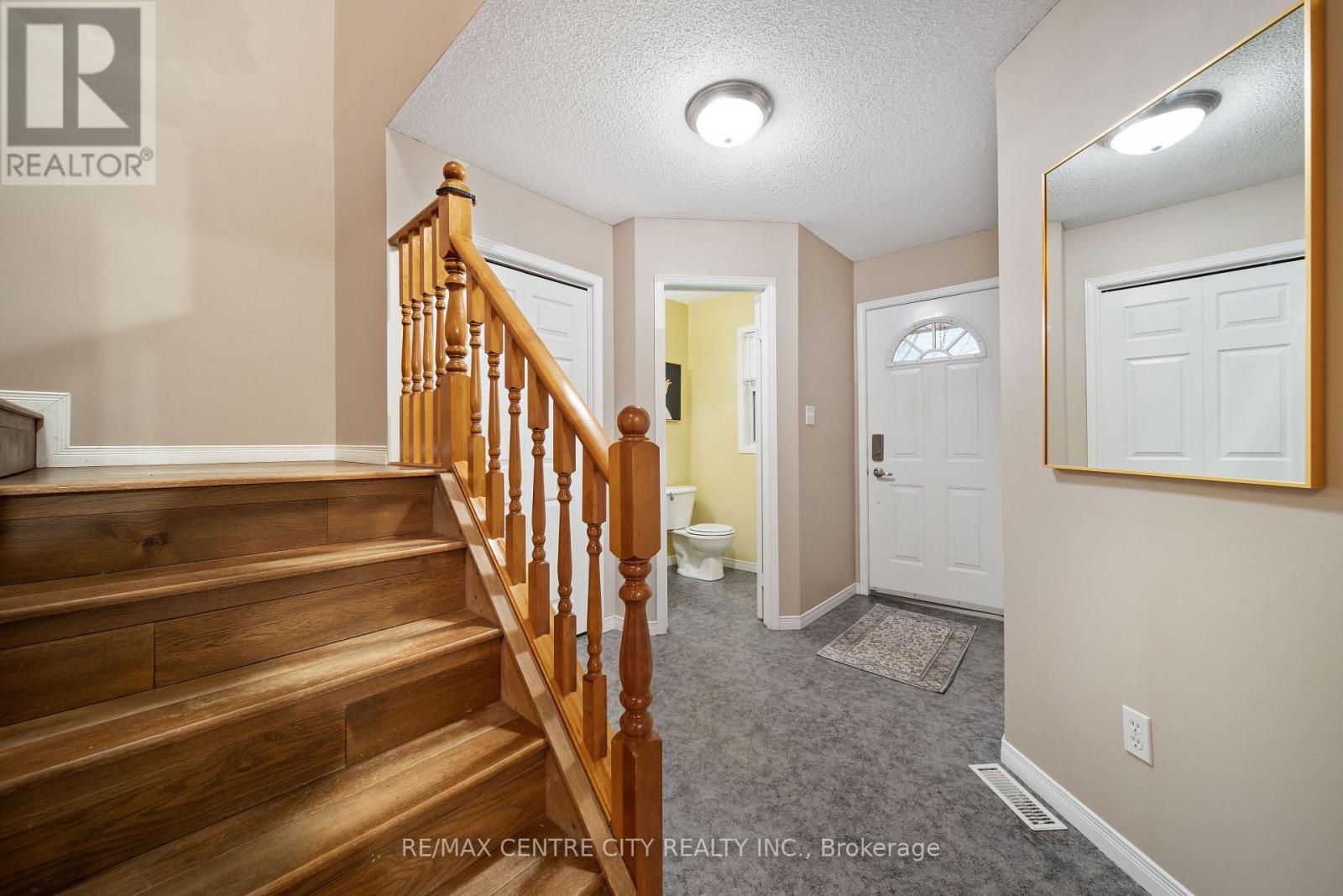 382 Chestnut Street, St. Thomas, Ontario  N5R 6C3 - Photo 17 - X12676372