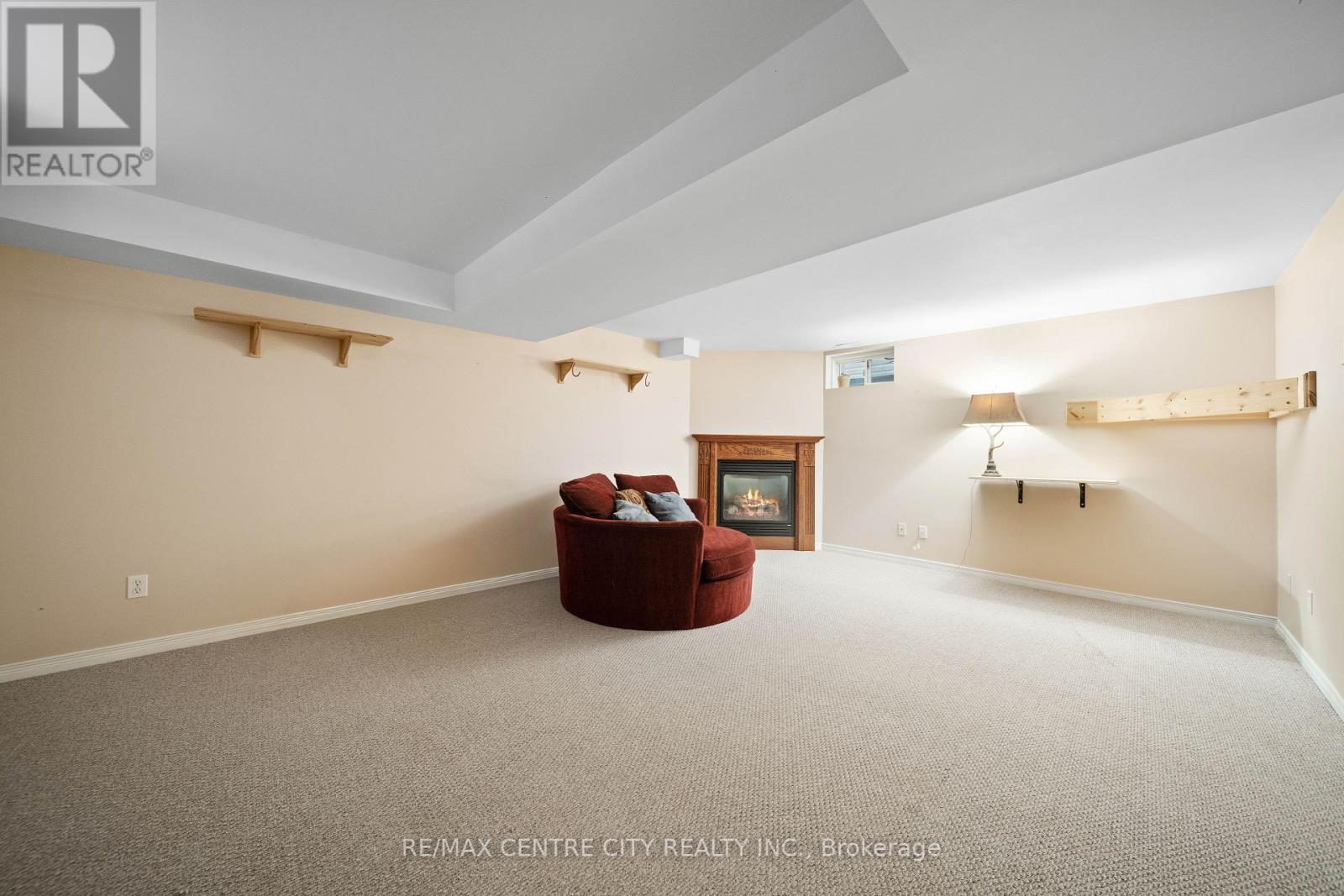 382 Chestnut Street, St. Thomas, Ontario  N5R 6C3 - Photo 34 - X12676372