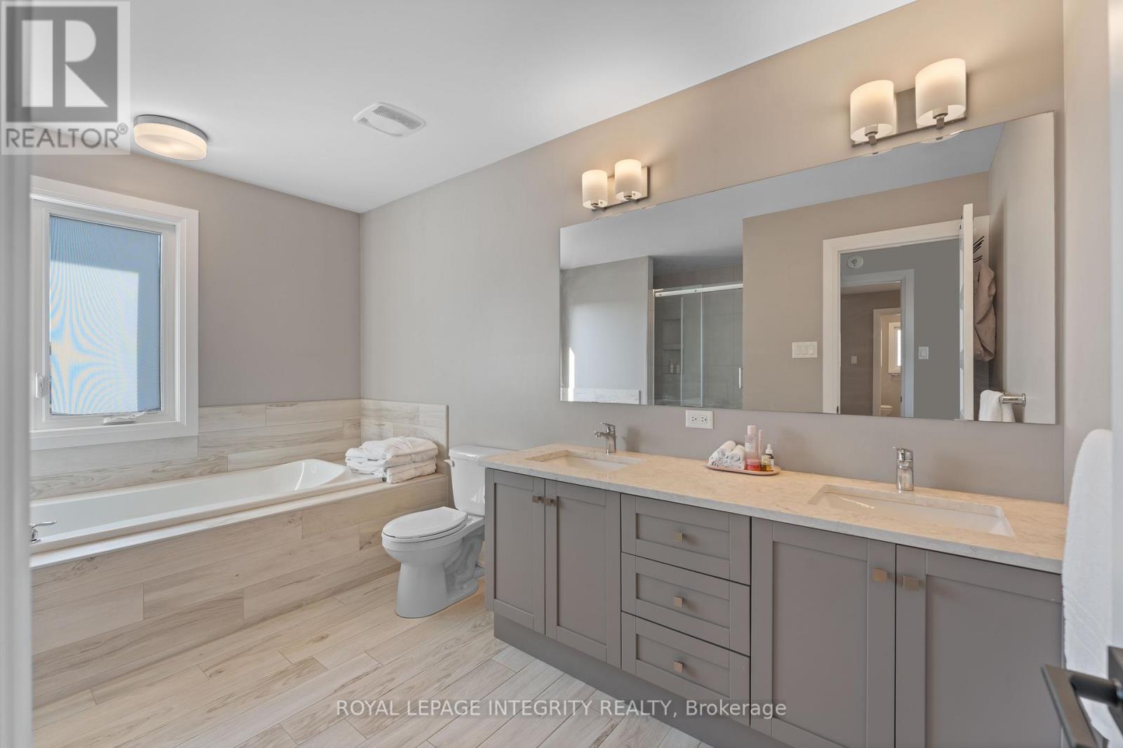 156 Lyon Street, Russell, Ontario  K0A 1W0 - Photo 18 - X12676412