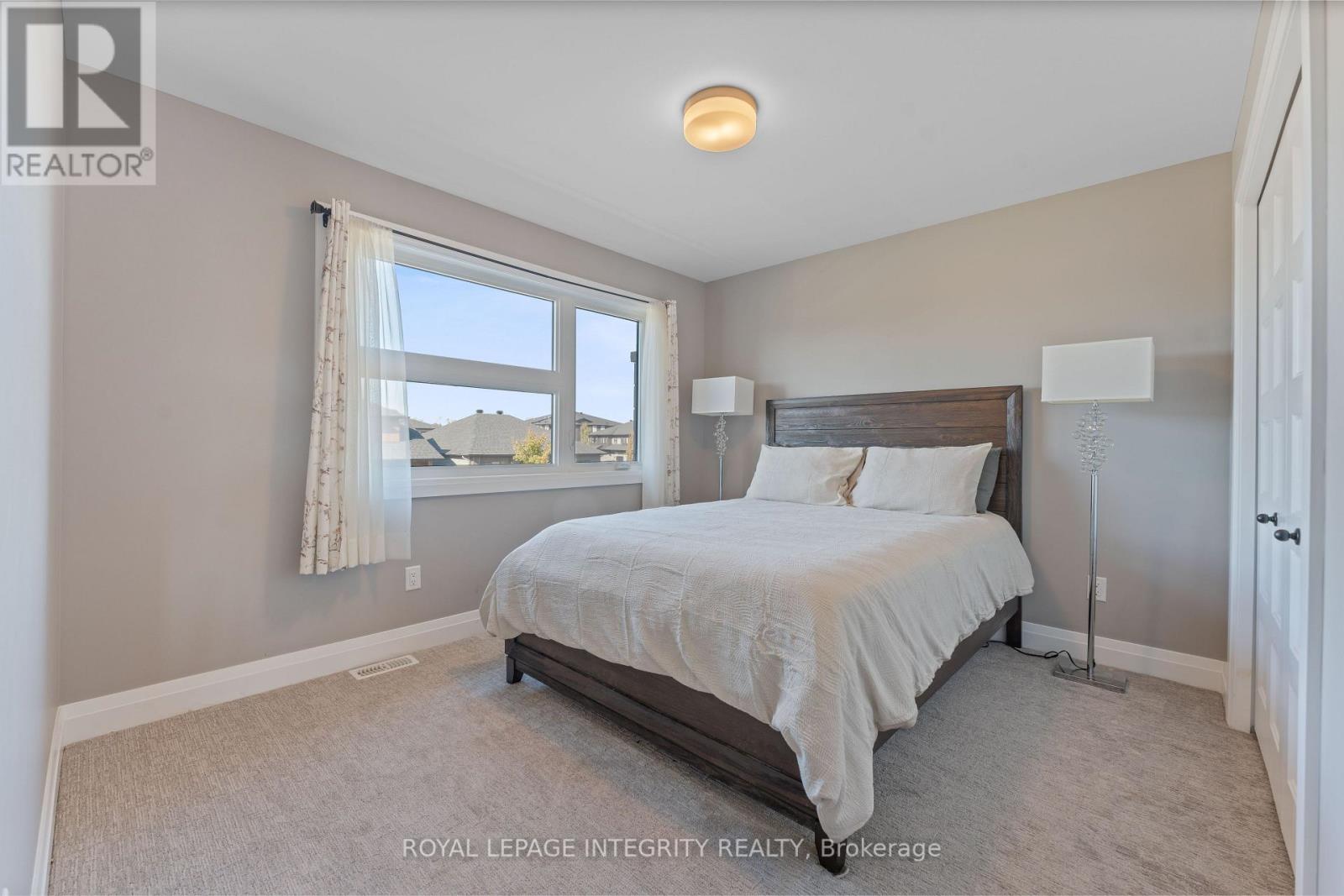 156 Lyon Street, Russell, Ontario  K0A 1W0 - Photo 22 - X12676412