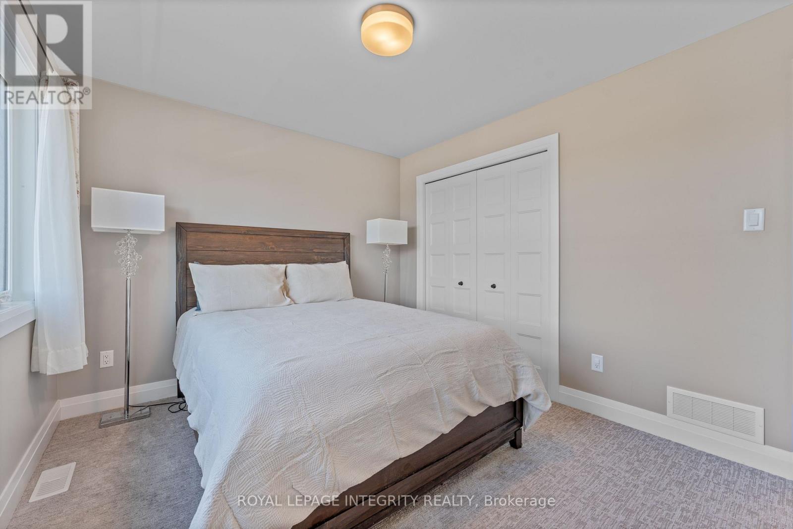 156 Lyon Street, Russell, Ontario  K0A 1W0 - Photo 23 - X12676412