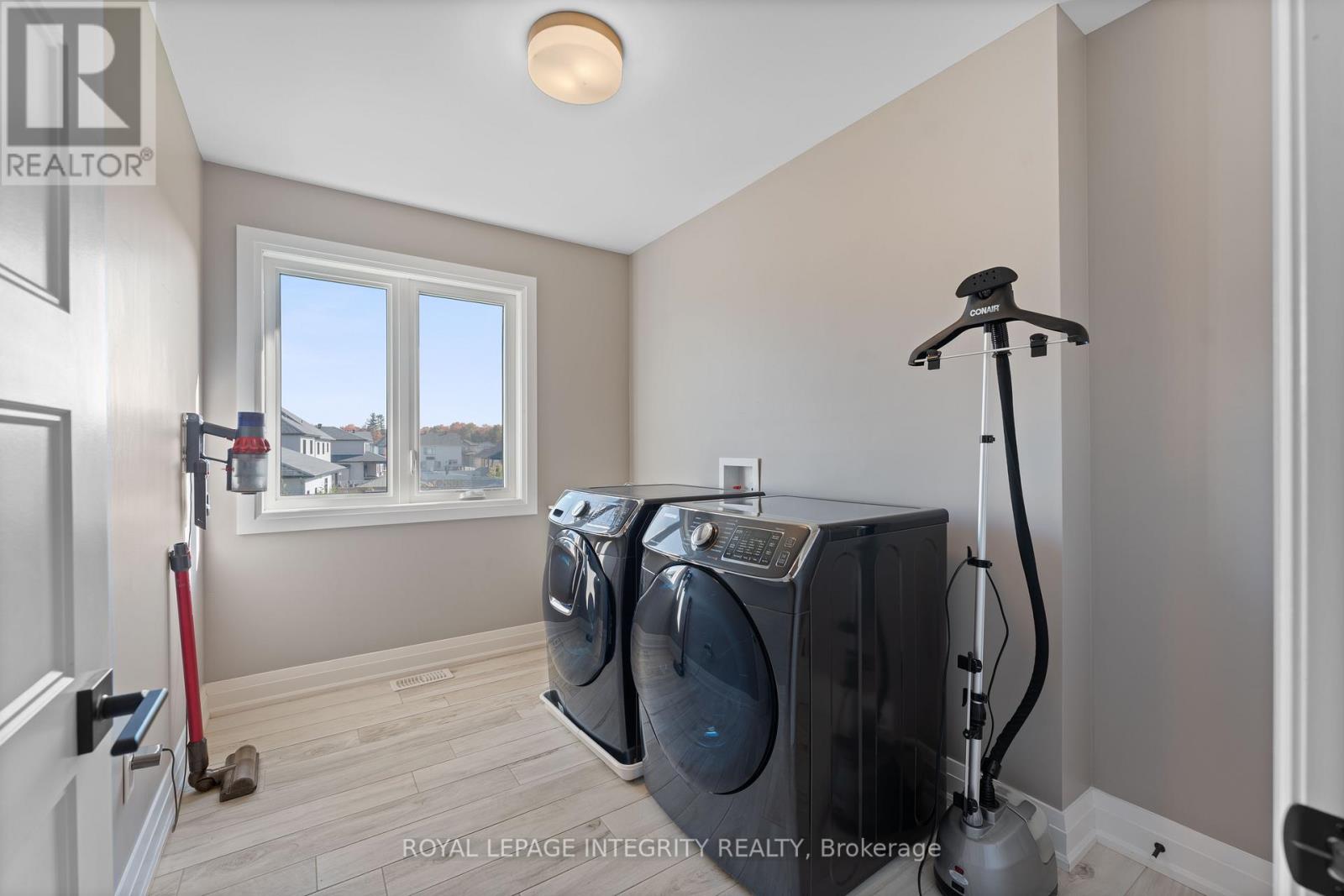 156 Lyon Street, Russell, Ontario  K0A 1W0 - Photo 25 - X12676412