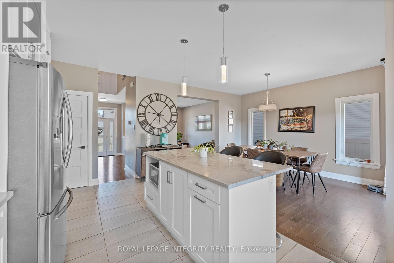 156 Lyon Street, Russell, Ontario  K0A 1W0 - Photo 5 - X12676412