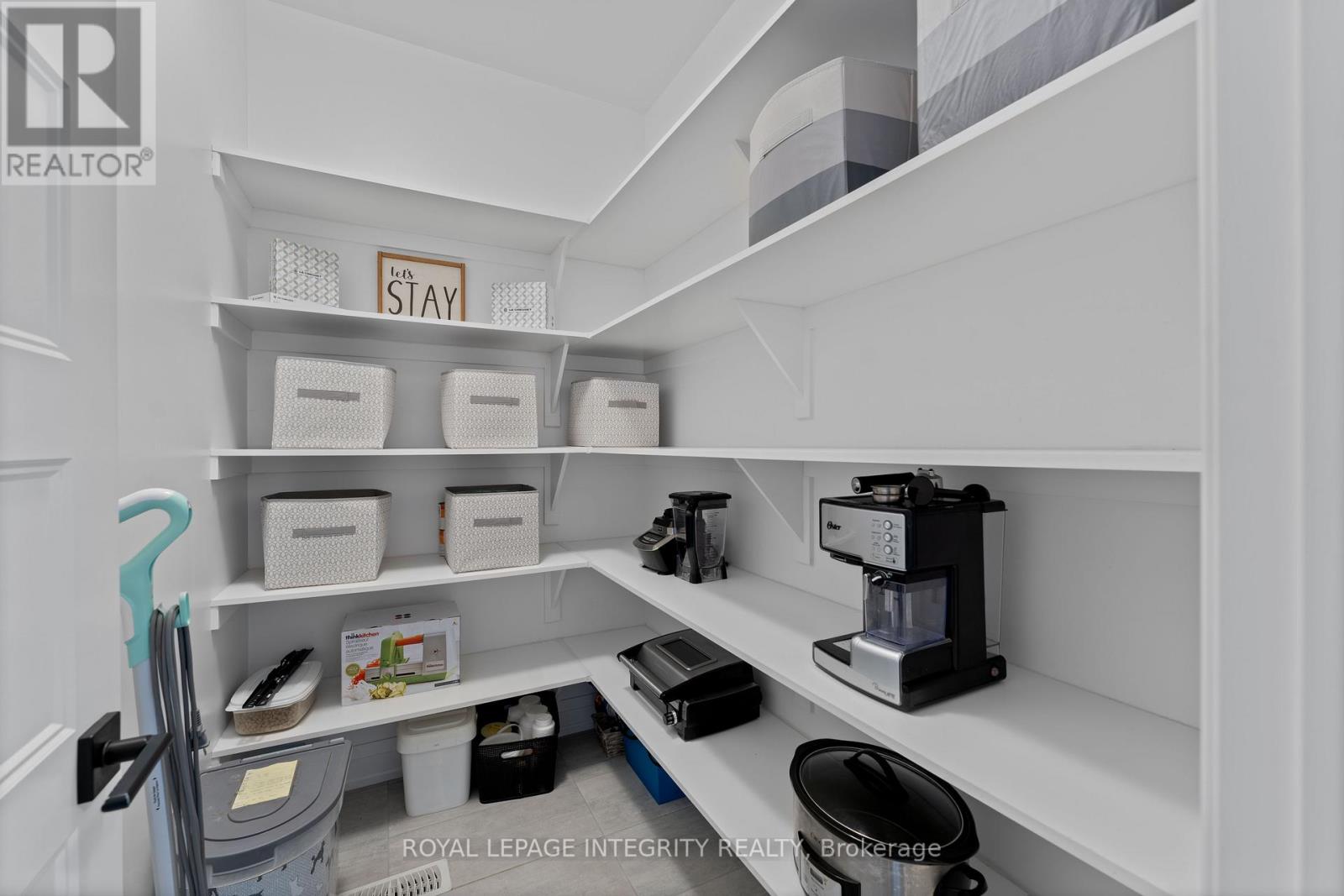 156 Lyon Street, Russell, Ontario  K0A 1W0 - Photo 6 - X12676412