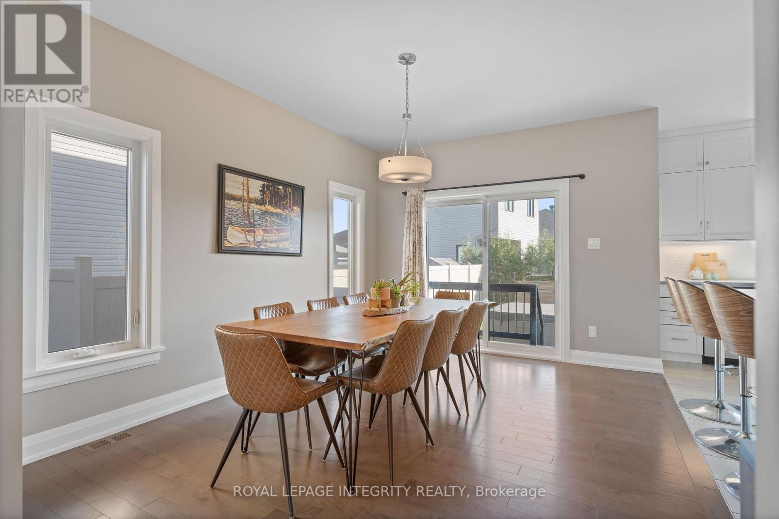 156 Lyon Street, Russell, Ontario  K0A 1W0 - Photo 9 - X12676412