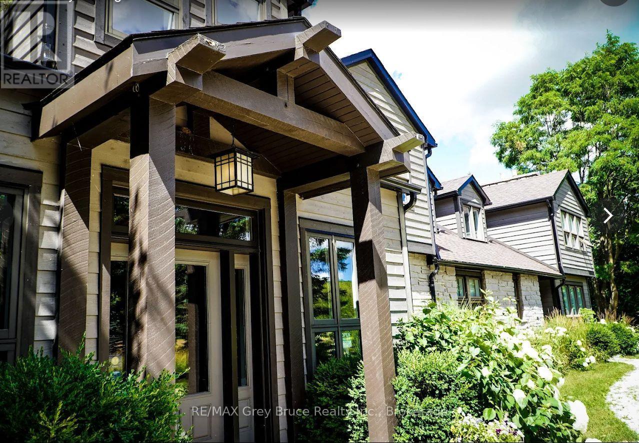 3476 Garden Of Eden Road, Clearview, Ontario  L0M 1G0 - Photo 2 - S12660608