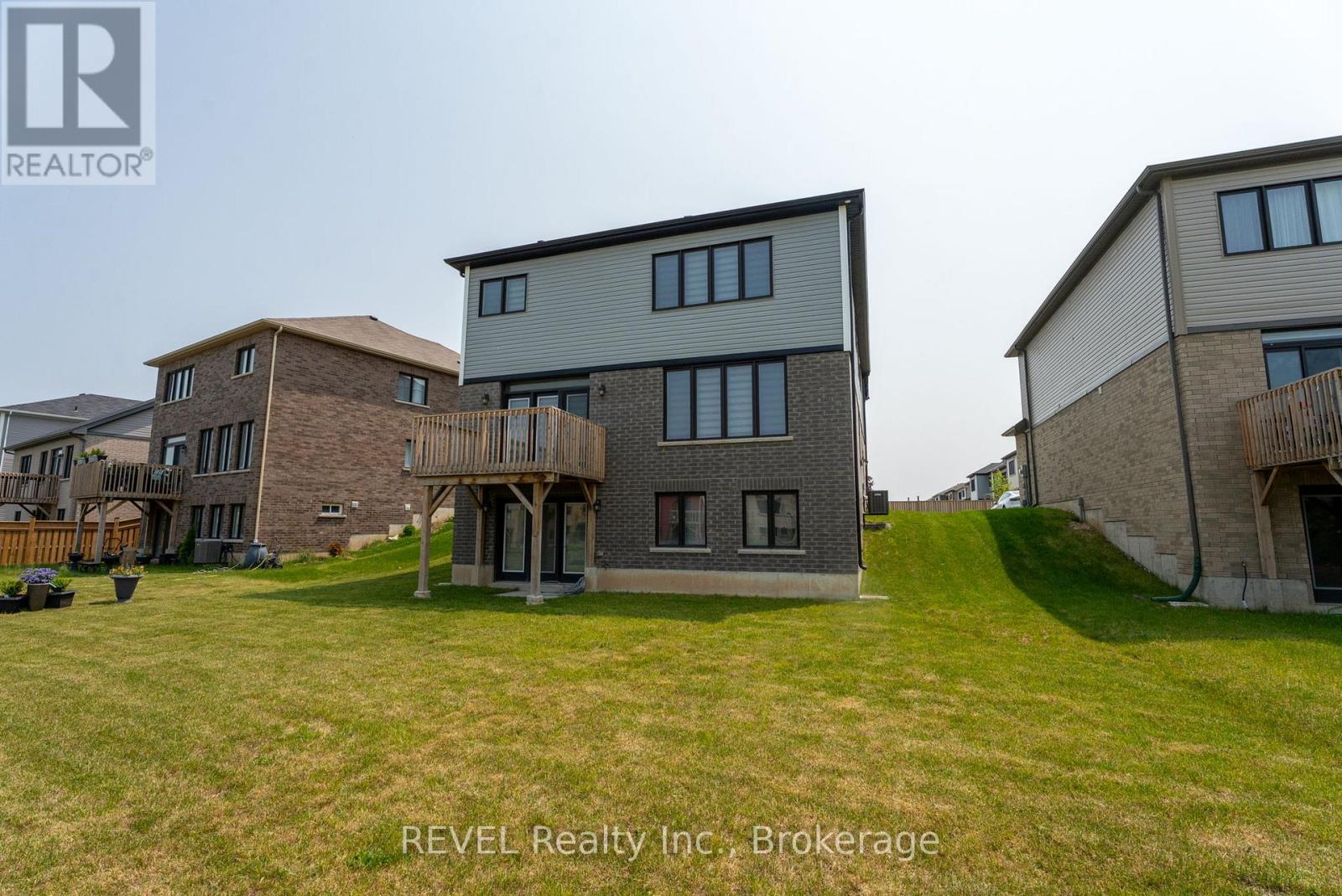 80 Explorer Way, Thorold (Rolling Meadows), Ontario  L2V 0K3 - Photo 34 - X12676268