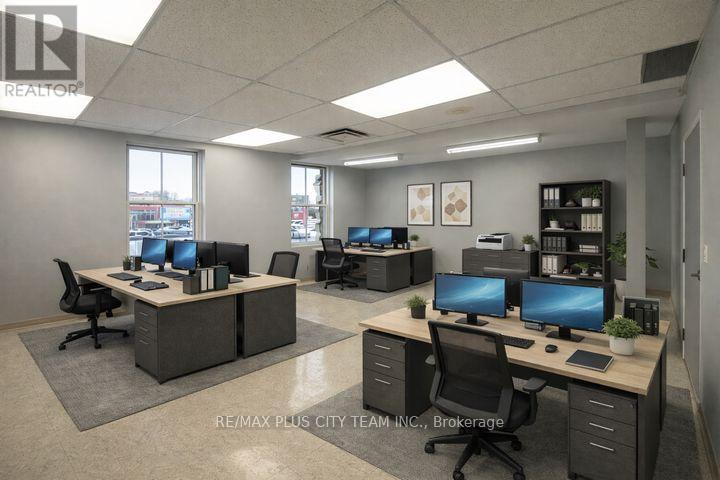 202 - 10132 Yonge Street, Richmond Hill, Ontario  L4C 1T6 - Photo 5 - N12670026