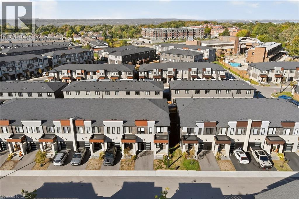 47 Bensley Lane, Hamilton, Ontario  L9C 0E7 - Photo 4 - 40797070