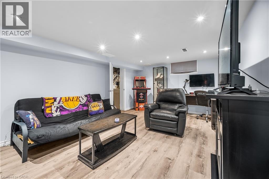 541 Courtland Avenue E, Kitchener, Ontario N2G 2W9 - Photo 28 - 40796396