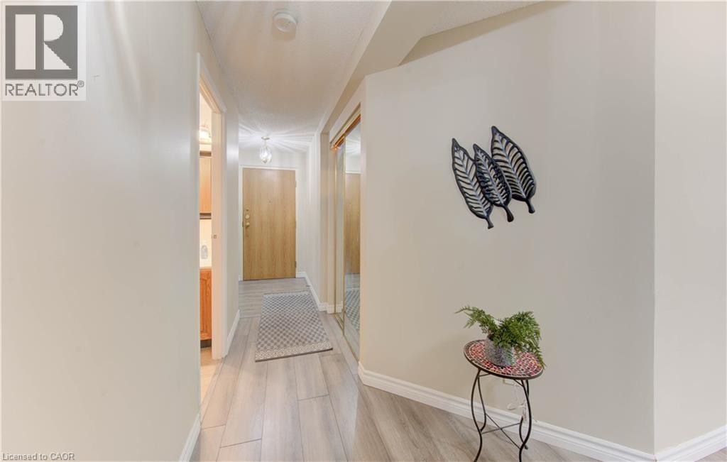 20 Ellen Street E Unit# 303, Kitchener, Ontario  N2H 6R7 - Photo 11 - 40788175