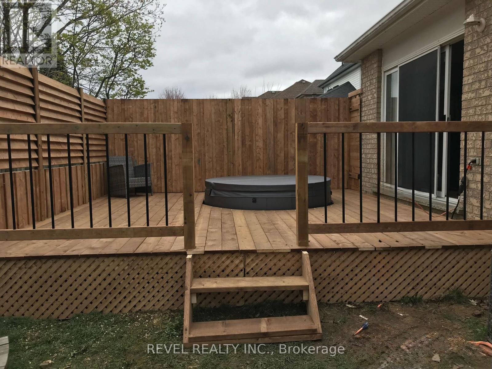 11 Gaw Crescent, Guelph, Ontario  N1L 1H8 - Photo 48 - X12675568