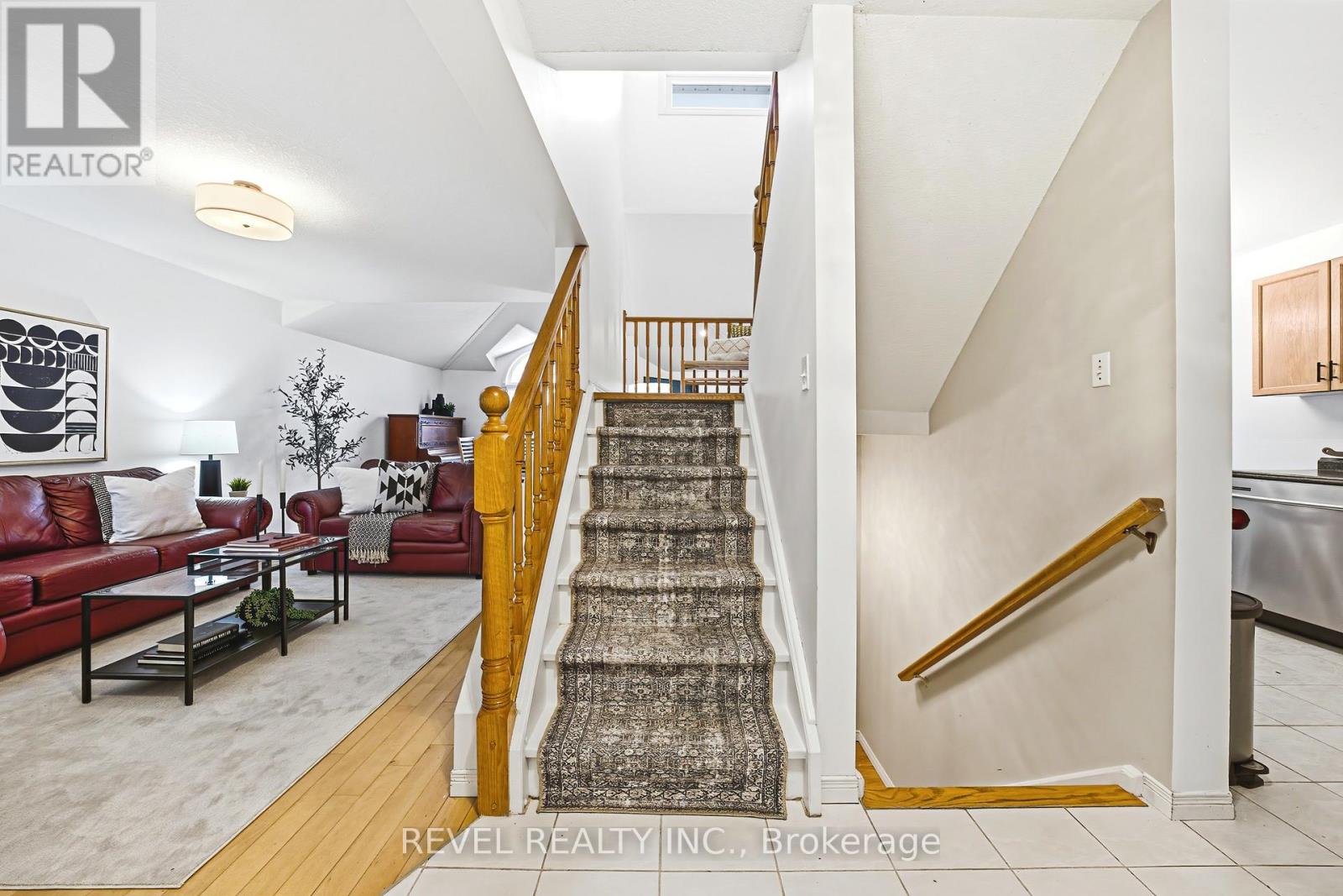 11 Gaw Crescent, Guelph, Ontario  N1L 1H8 - Photo 3 - X12675568