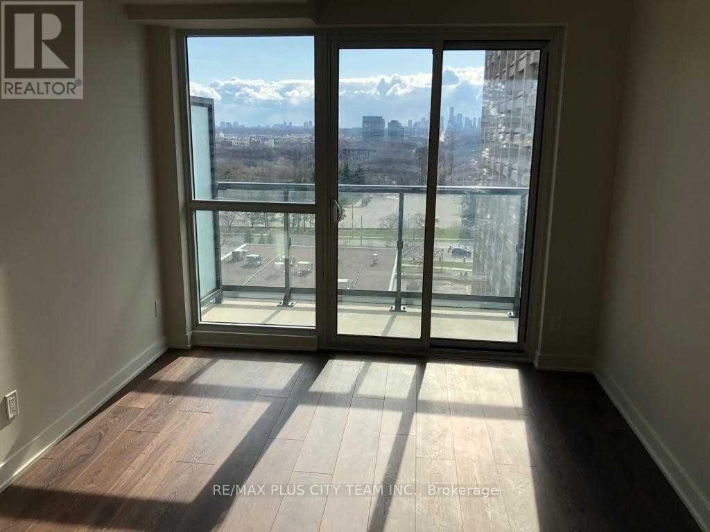 1001 - 2 Sonic Way, Toronto, Ontario  M3C 0P2 - Photo 2 - C12676278