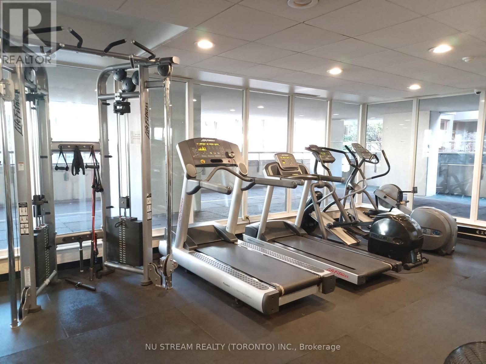 810 - 750 Bay Street, Toronto, Ontario  M5G 1N6 - Photo 13 - C12676374