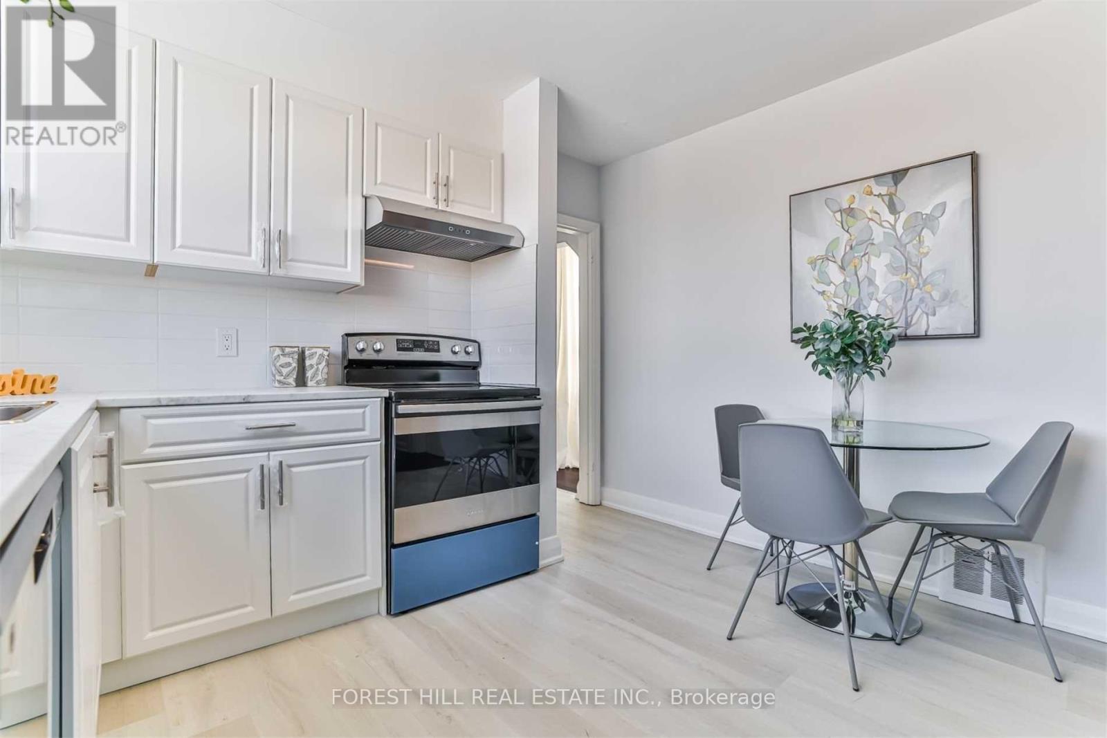 184 Finch Avenue E, Toronto, Ontario  M2N 4R9 - Photo 8 - C12676380