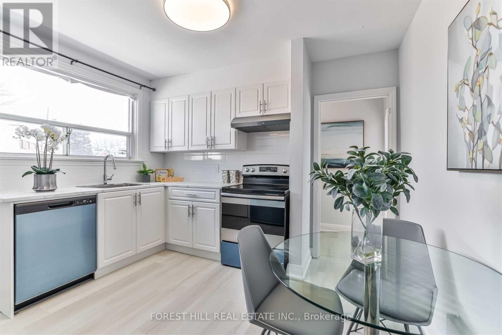 184 Finch Avenue E, Toronto, Ontario  M2N 4R9 - Photo 9 - C12676380