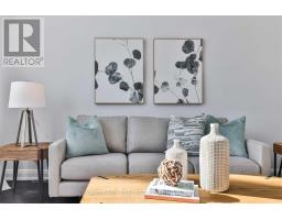 184 FINCH AVENUE E, Toronto, Ontario