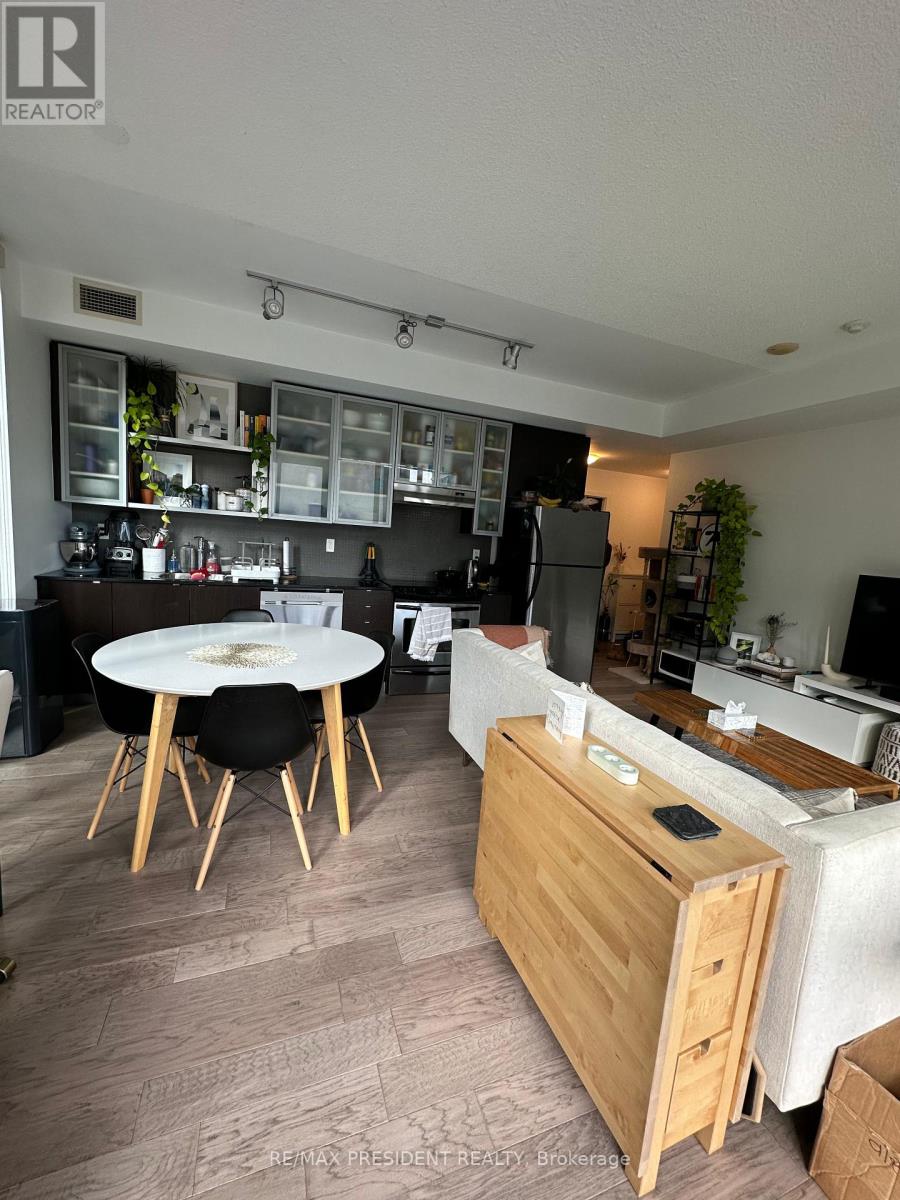 702 - 33 Lombard Street, Toronto, Ontario  M5C 3H8 - Photo 3 - C12676388