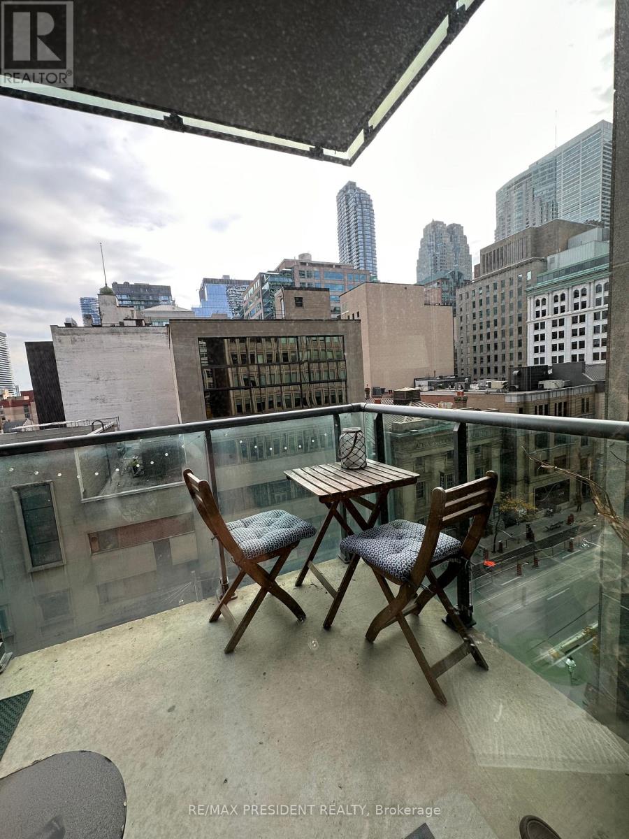 702 - 33 Lombard Street, Toronto, Ontario  M5C 3H8 - Photo 5 - C12676388