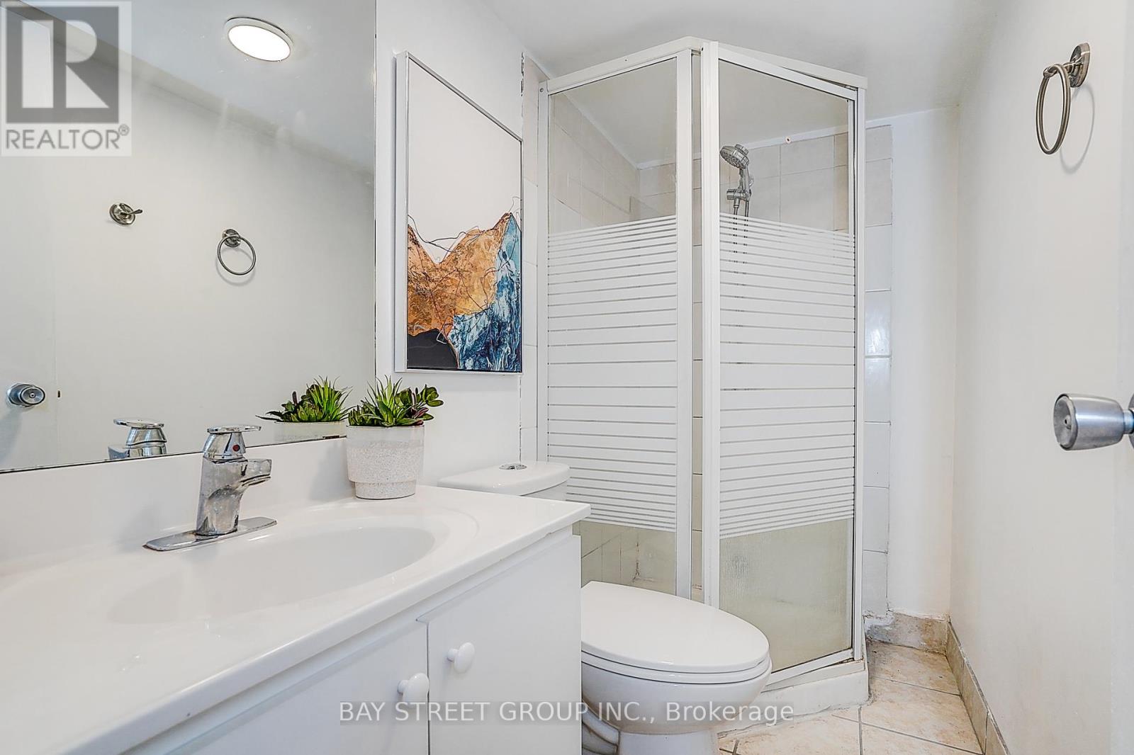 224 Hollyberry Trail, Toronto, Ontario  M2H 2P4 - Photo 32 - C12676390