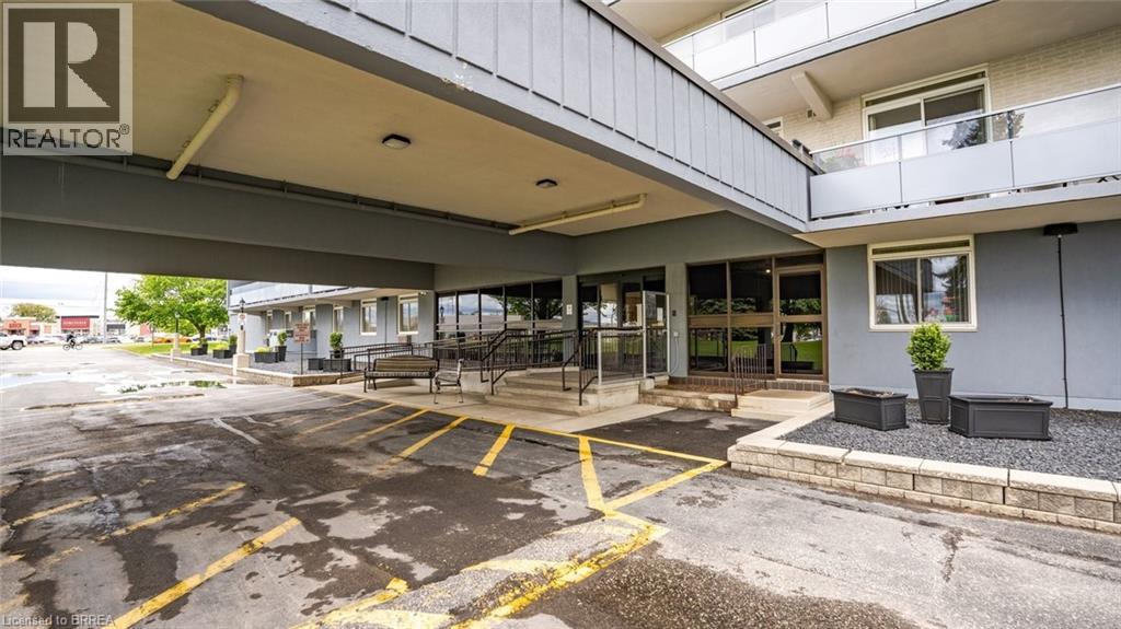 640 West Street Unit# 300, Brantford, Ontario  N3R 6M3 - Photo 5 - 40794117