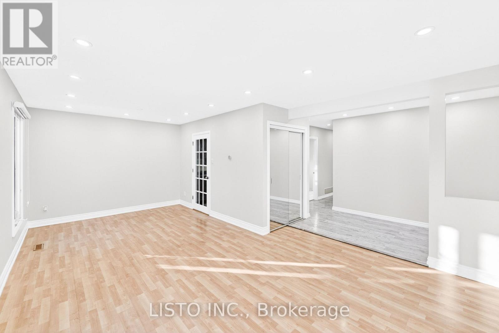 138 John Tabor Trail, Toronto, Ontario  M1B 2V2 - Photo 8 - E12676298