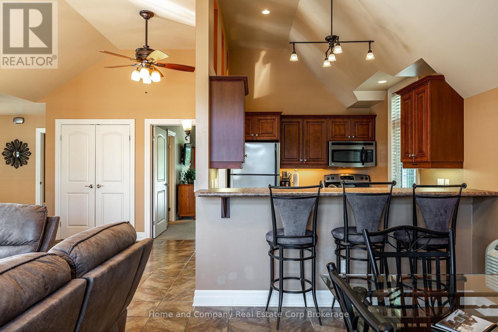 35 Thomas Street, St. Marys, Ontario  N4X 1A2 - Photo 16 - X12437429