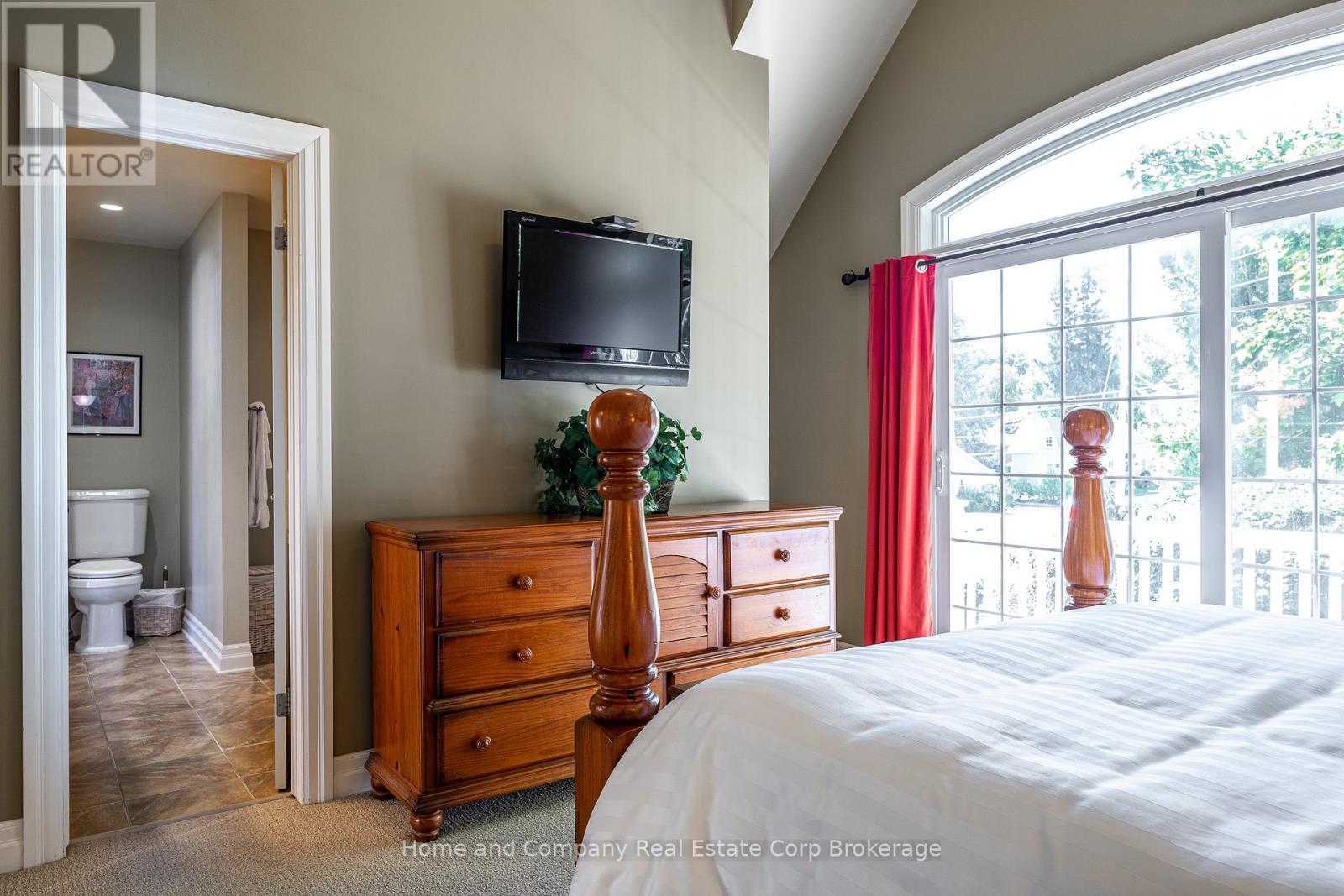 35 Thomas Street, St. Marys, Ontario  N4X 1A2 - Photo 18 - X12437429