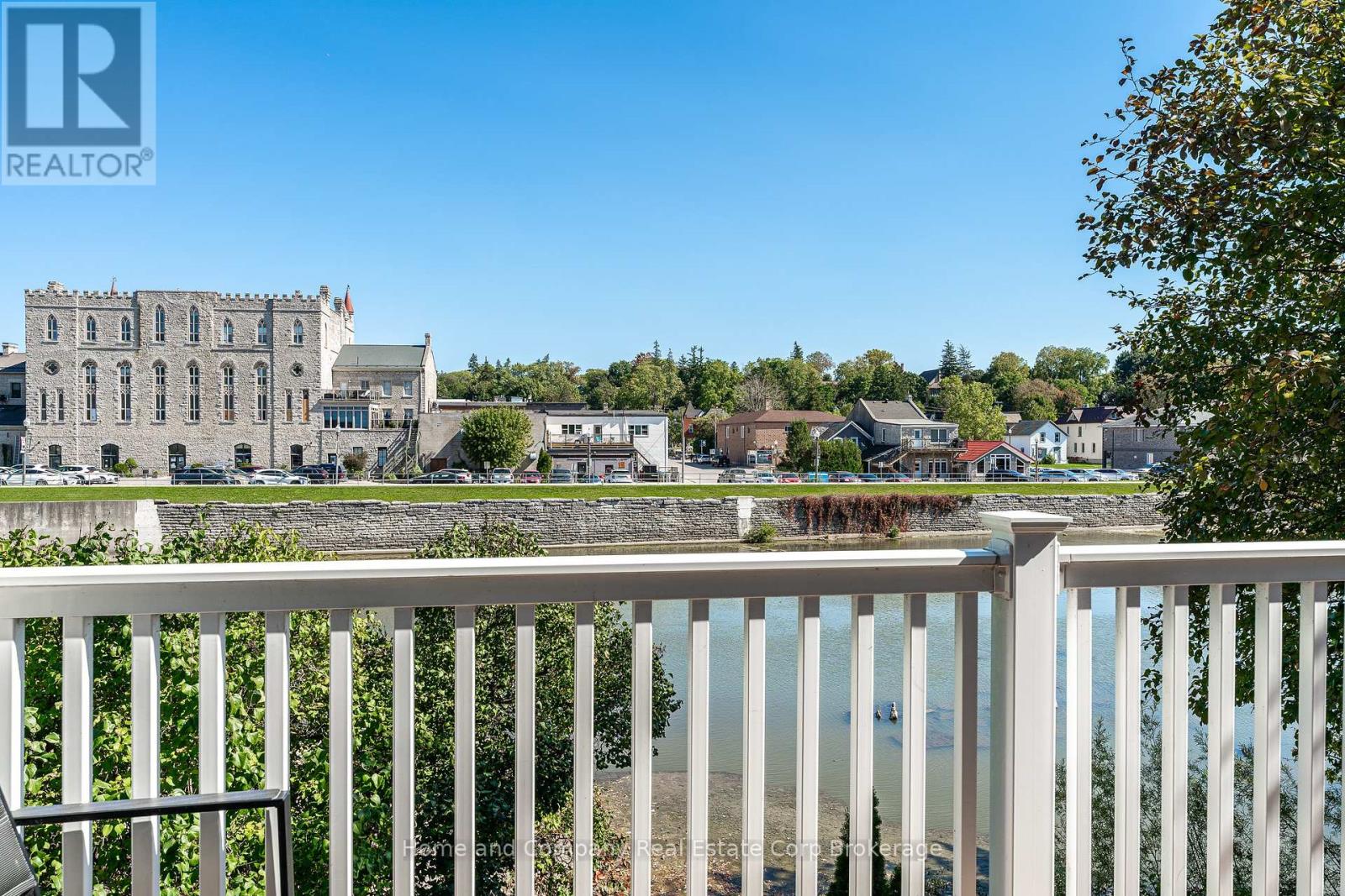 35 Thomas Street, St. Marys, Ontario  N4X 1A2 - Photo 13 - X12437429